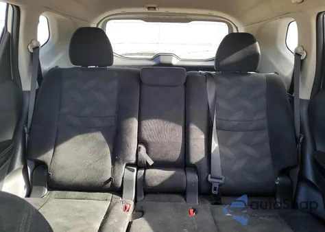 2016 Nissan Rogue S z USA, uszkodzony, nr VIN 5N1AT2MN1GC784271